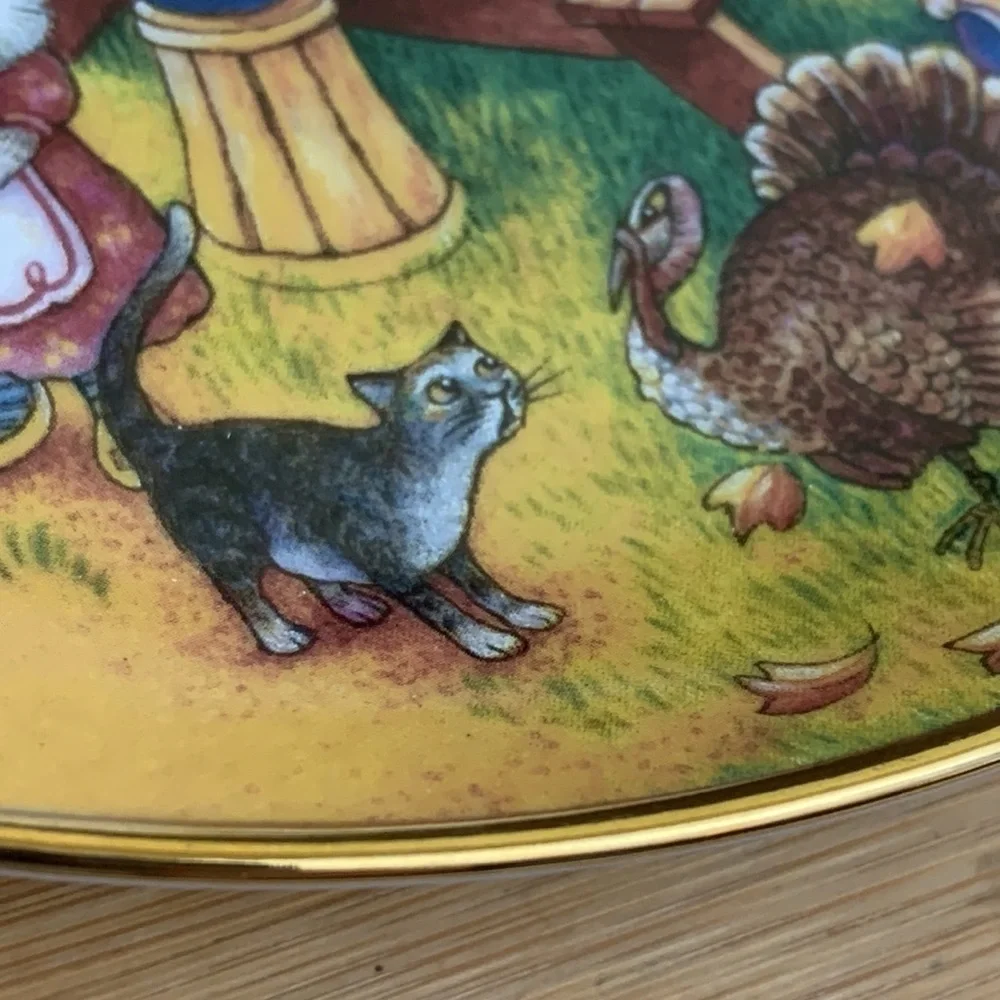 Franklin Mint | A Purrfect Feast Limited Edition Porcelain LD4724 24k Trim Plate